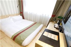 Tatami Room