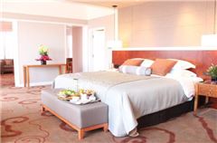 Luxury Deluxe Suite