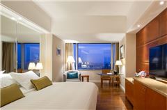 Executive Deluxe Queen Room
