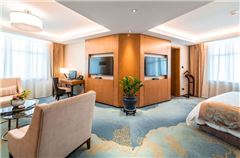 Selected Panoramic Suite