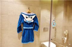 Submarine Column Family Room