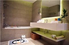 Submarine Column Family Room