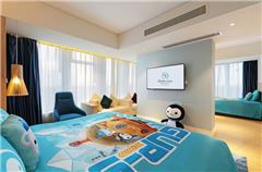 Submarine Column Family Room