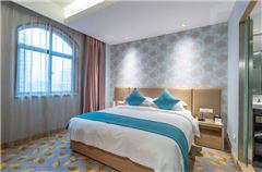 Happy Family Suite
