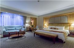 Super Big Deluxe Room