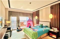 Happy Family Room