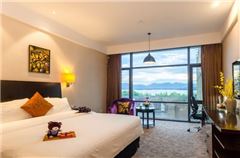 Deluxe Panoramic Room