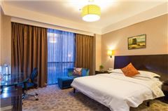 Business Queen Room