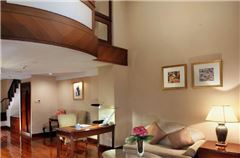 Club Multi-level Suite