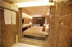 Elegant Twin Room