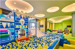 Children's Playground/Kids Club