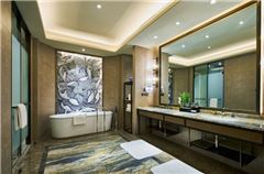 Deluxe Sea-view Suite