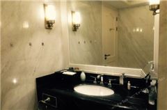 Honour Lake-view Room B