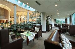 Lobby-Lounge