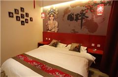 Selected Chinese Culture Queen Room