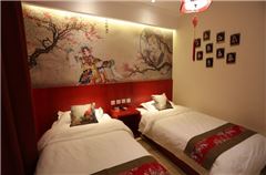 Farewell My Concubine Theme Twin Room