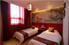 Farewell My Concubine Theme Twin Room