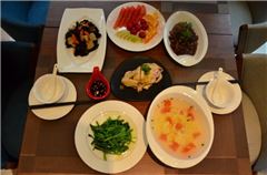 Jun ting  River-view Twin Room
