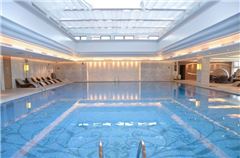 Indoor swimming pool