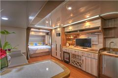 Happy Family Deluxe Car Room