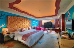Fairytales Tour Family Room