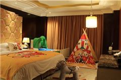 GGbond·Cool Family Room