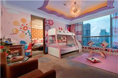 Deluxe Family Suite