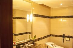 Executive Queen Room