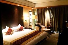 Business Queen Room