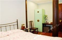 1,5m Queen Room