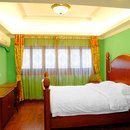 Queen Room A
