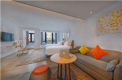Executive Ocean-view Twin Apartment
