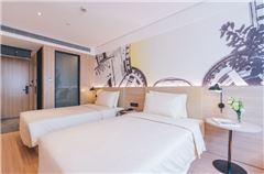 Light Standard Room