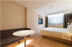Super Enjoy Queen Room