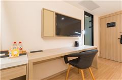 Light Standard Room
