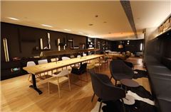 Lobby-Lounge