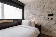 Superior Queen Room