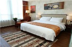 Boutique Family Suite 2-bedroom and 1-living room