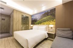 Superior Queen Room