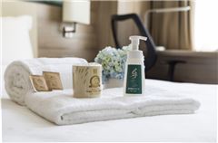 Wooden Suite