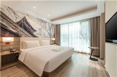 Jimu Family Room