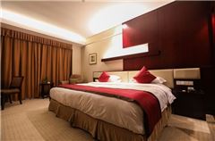 Executive Queen Room