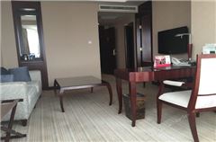 Deluxe Family Suite