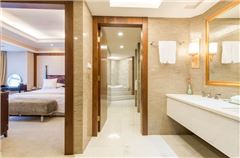 Grace Royal Suite