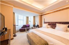 Grace Royal Suite