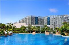 Outdoor swimming pool