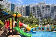 Children's Playground/Kids Club