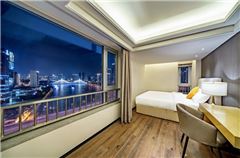 Executive River-view Twin Suite