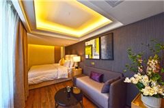 Executive River-view Suite 1-bedroom and 1-living room