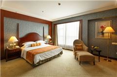 Business Queen Suite